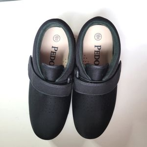 PEDORS 600 Unisex Orthopedic NWOT Diabetic Stretch Shoes Women’s 11 Men 9 Black